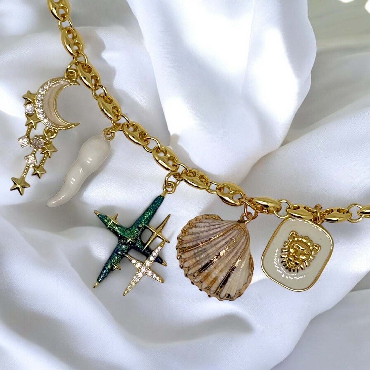 Solanique Necklace (Handmade & Limited Edition)