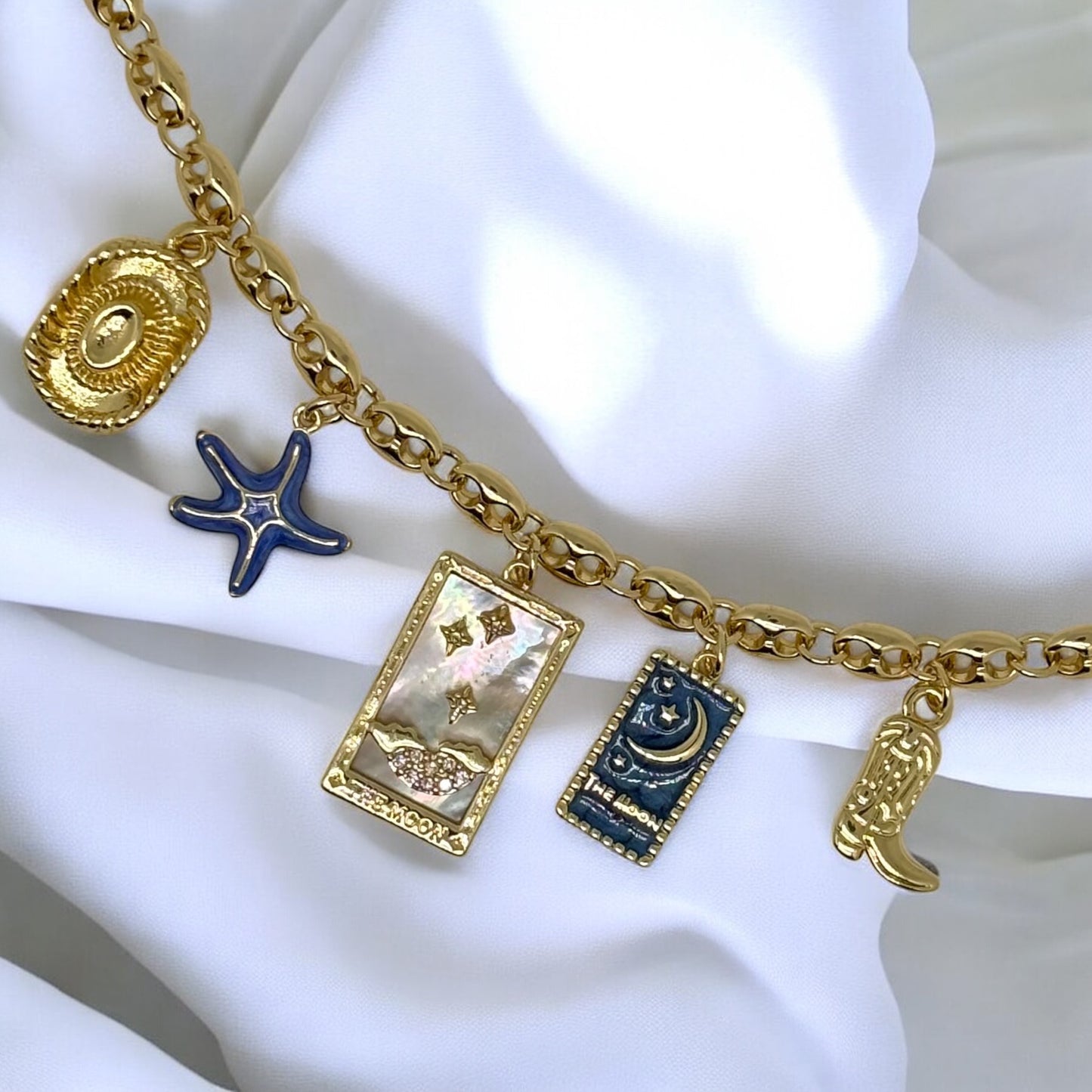 Moonvera Necklace (Handmade & Limited Edition)