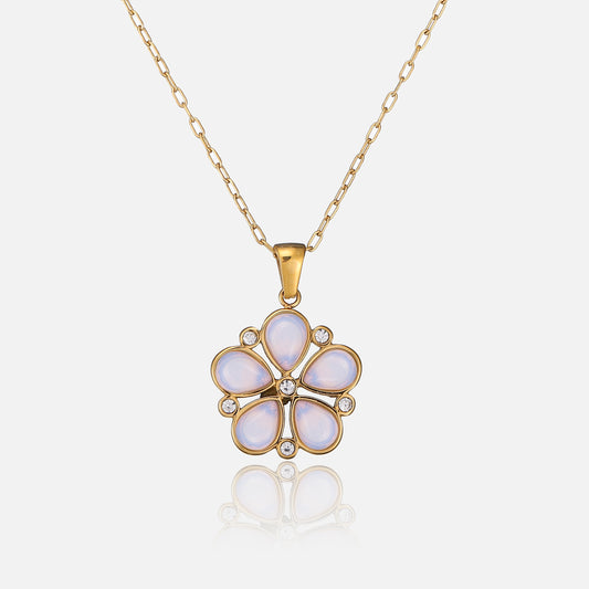 Elva Necklace